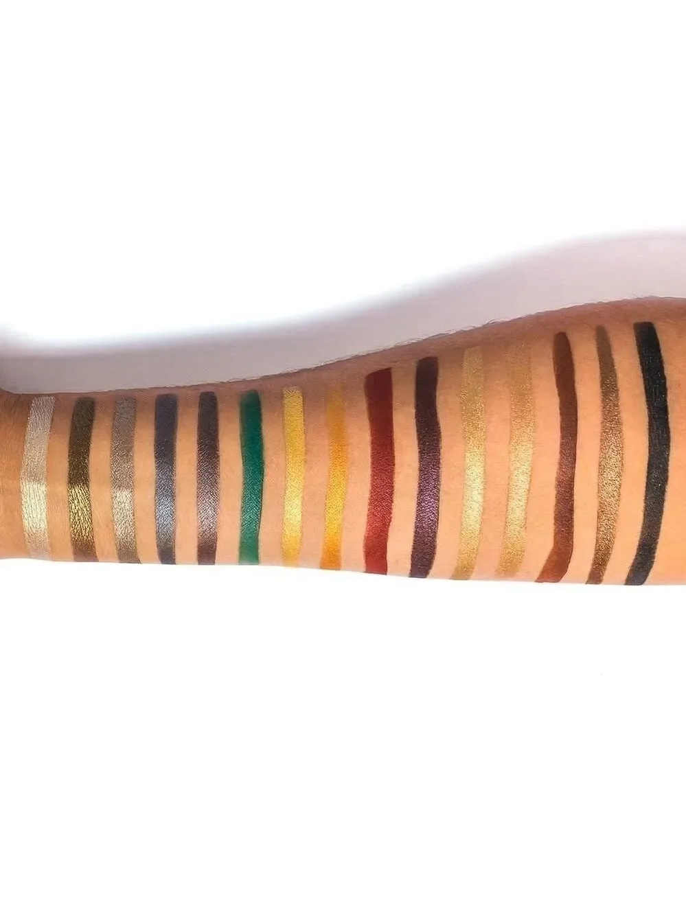 Nomad cosmetics eyeshadow